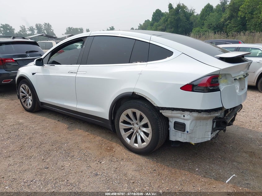 2020 Tesla Model x VIN 5YJXCBE2XLF285999 IAAI salvage auction — REAR END, Salvage - Greater Than 75% (Maryland), sold $8,800 on 2026-09-04 (photo 3)