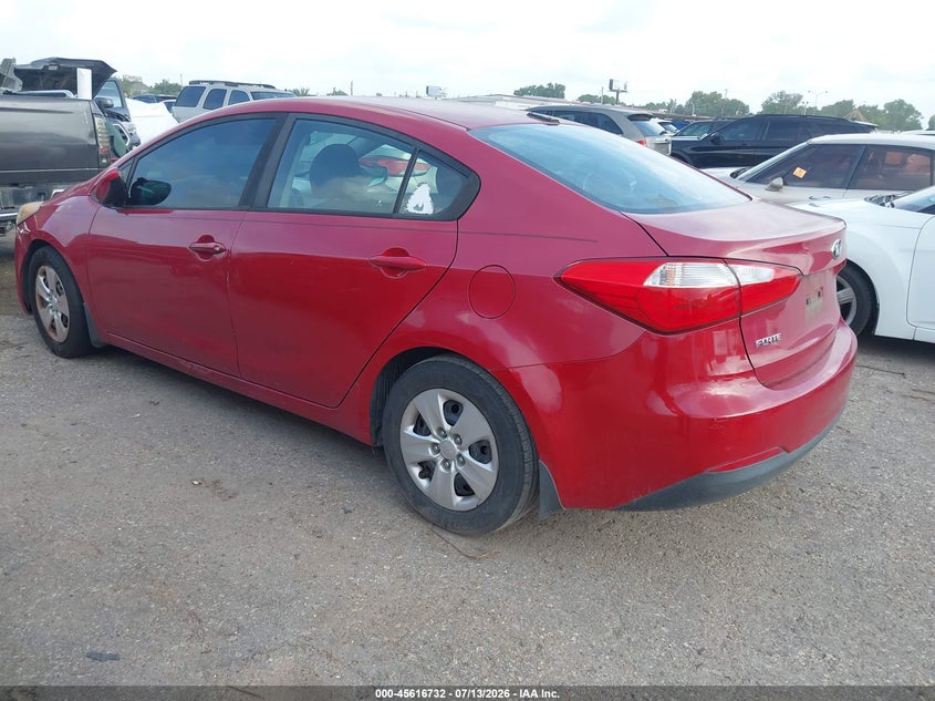 2016 Kia Forte VIN KNAFK4A6XG5595366 IAAI salvage auction — NORMAL WEAR, Original (Texas), sold $325 on 2026-07-29 (photo 3)