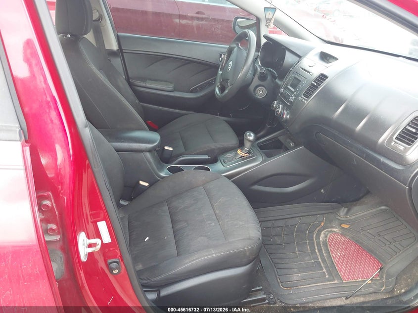 2016 Kia Forte VIN KNAFK4A6XG5595366 IAAI salvage auction — NORMAL WEAR, Original (Texas), sold $325 on 2026-07-29 (photo 5)