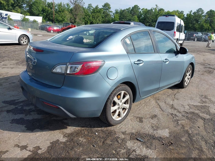 2011 Mazda 3 VIN JM1BL1VGXB1411916 IAAI salvage auction — NORMAL WEAR, Clear (Virginia), sold $200 on 2026-07-31 (photo 4)
