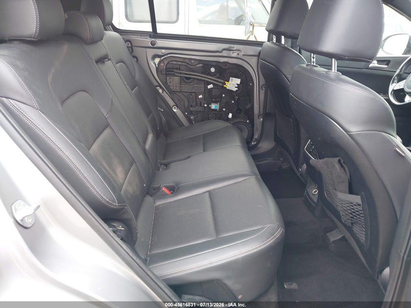 2022 Kia Sportage VIN KNDP63AC0N7012283 IAAI salvage auction — LEFT REAR, Salvage Title, sold $5,100 on 2026-08-02 (photo 8)