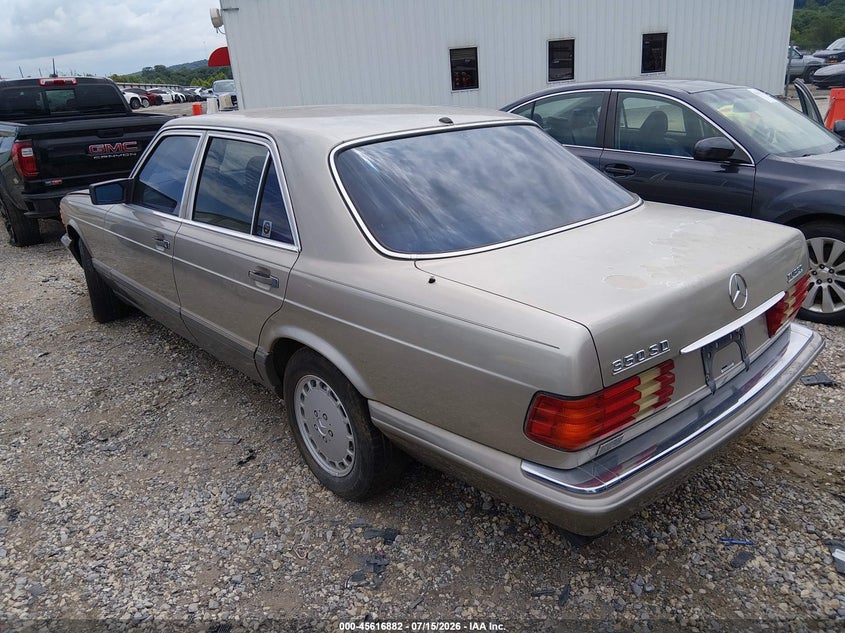 1991 Mercedes-benz VIN WDBCB34D6MA603233 IAAI salvage auction — NORMAL WEAR, Clear (Arkansas), sold $575 on 2026-07-23 (photo 3)