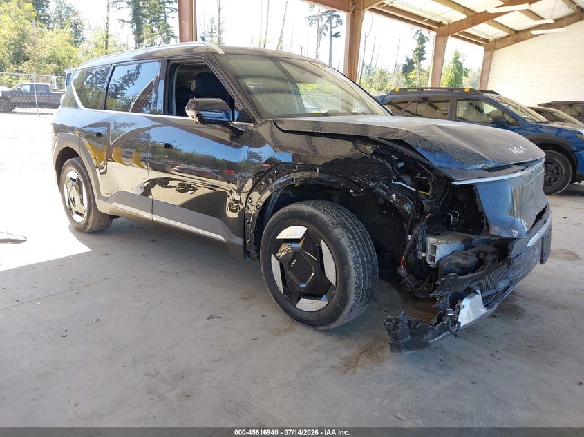 2026 Kia Ev9 VIN 5XYAFFS57TG014202 IAAI salvage auction — FRONT END, Salvage Title, sold $11,800 on 2026-08-01 (photo 1)