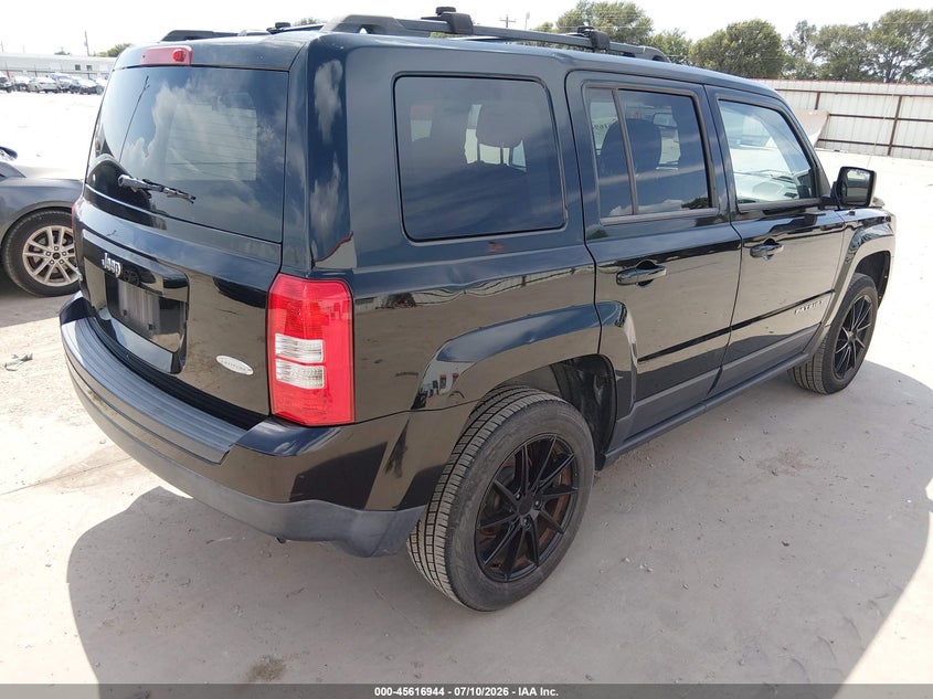 2014 Jeep Liberty (patriot) VIN 1C4NJRFB9ED788258 IAAI salvage auction — NORMAL WEAR, Clear (California), sold $775 on 2026-07-23 (photo 4)