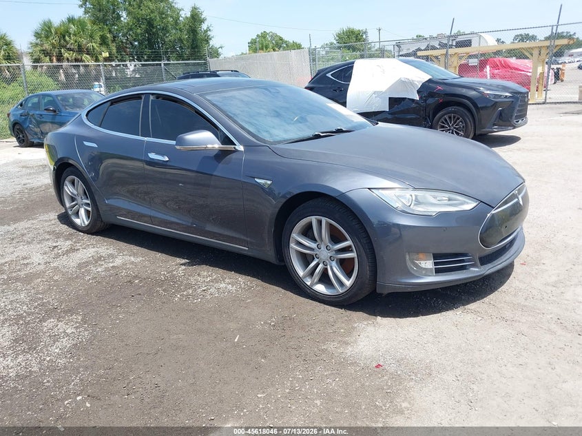 2014 Tesla Model s VIN 5YJSA1S10EFP56681 IAAI salvage auction — MECHANICAL, Clear (Florida), sold $75 on 2026-07-19 (photo 1)