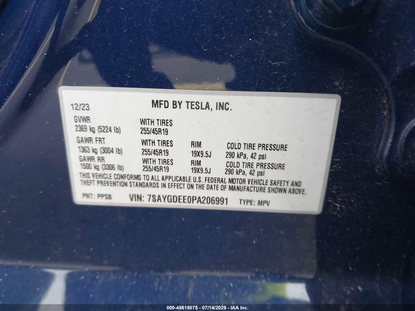 2023 Tesla Model y VIN 7SAYGDEE0PA206991 IAAI salvage auction — LEFT SIDE, Salvage Title, sold $11,250 on 2026-09-05 (photo 9)