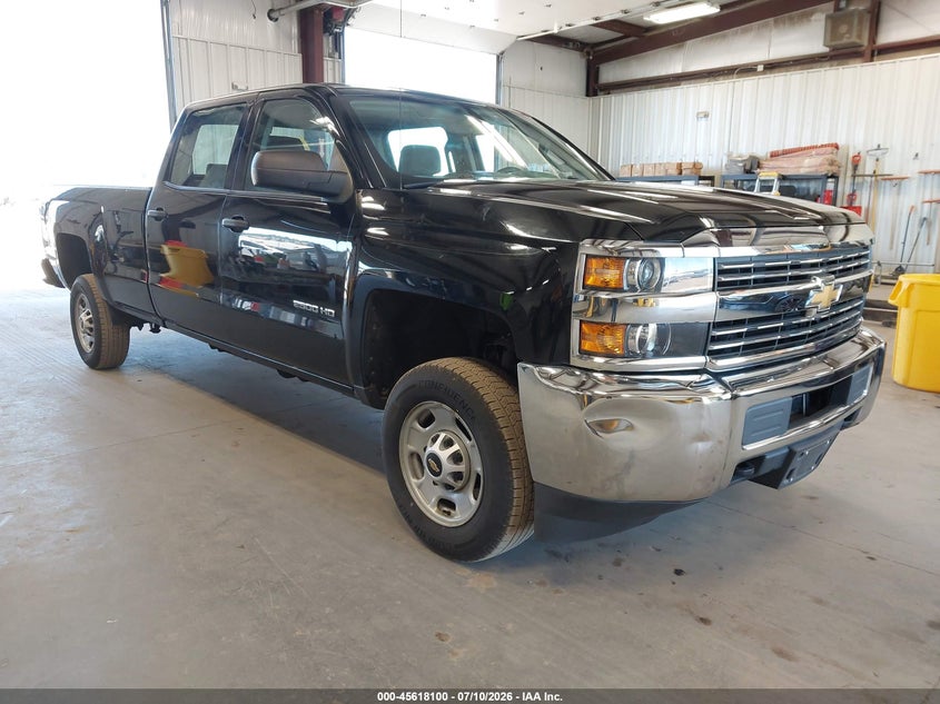 2018 Chevrolet Silverado 2500 VIN 1GC1CUEG0JF214459 — IAAI salvage auction photo