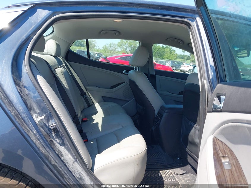 2015 Kia Optima VIN 5XXGN4A77FG366936 IAAI salvage auction — NORMAL WEAR, Regular Certificate (Iowa), sold $1,300 on 2026-07-28 (photo 8)