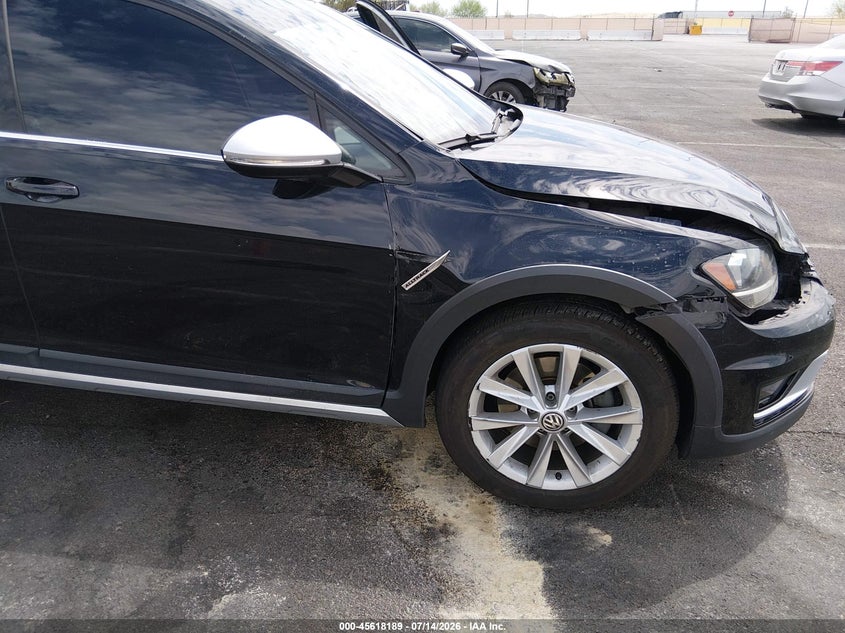 2018 Volkswagen Golf VIN 3VWH17AU2JM750344 IAAI salvage auction — RIGHT SIDE, Salvage (Nevada), sold $2,850 on 2026-08-26 (photo 6)