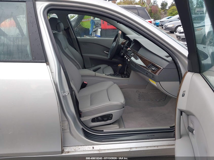 2005 BMW 5 series VIN WBANB33555CN65761 IAAI salvage auction — NORMAL WEAR, Clear - Dealer Only (California), sold $1,150 on 2026-07-20 (photo 5)