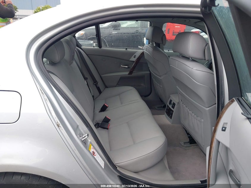 2005 BMW 5 series VIN WBANB33555CN65761 IAAI salvage auction — NORMAL WEAR, Clear - Dealer Only (California), sold $1,150 on 2026-07-20 (photo 8)