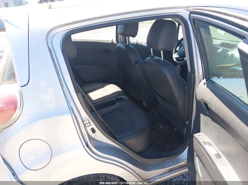 2014 Chevrolet Spark VIN KL8CD6S90EC560812 IAAI salvage auction — NORMAL WEAR, Salvage Title, sold $25 on 2026-07-29 (photo 8)