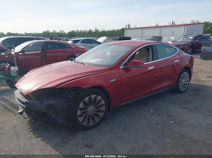 2015 Tesla Model s VIN 5YJSA1S21FF081871 IAAI salvage auction — FRONT END, Rebuildable (Florida), sold $4,000 on 2026-09-02 (photo 2)