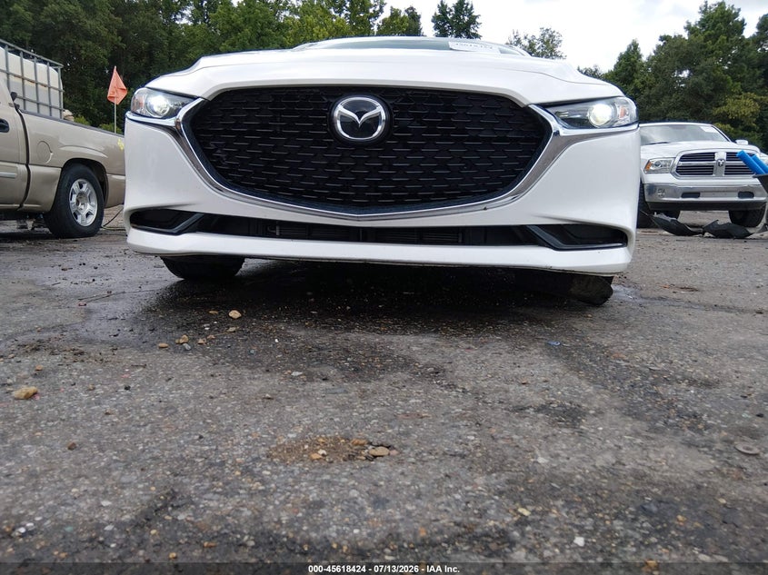 2026 Mazda 3 VIN JM1BPACL2T1855913 IAAI salvage auction — FRONT & REAR, Salvage (Mississippi), sold $7,500 on 2026-08-19 (photo 6)