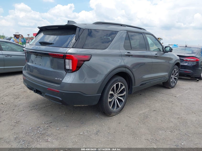 2026 Ford Explorer VIN 1FMUK8KH4TGA55782 IAAI salvage auction — FRONT END, Enterprise Vehicles Clear Only (Arkansas), sold $22,800 on 2026-07-29 (photo 4)