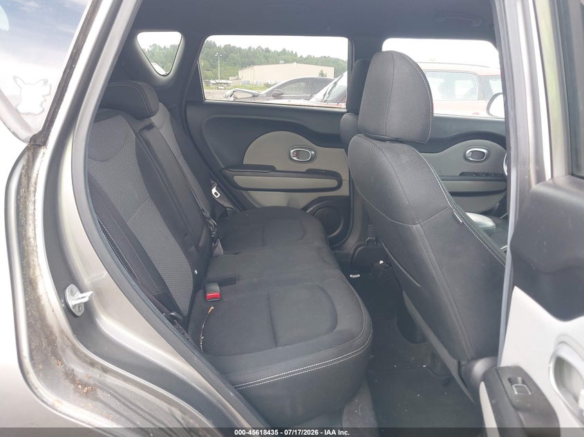2017 Kia Soul VIN KNDJP3A55H7429634 IAAI salvage auction — NORMAL WEAR, Salvage Title, sold $25 on 2026-07-29 (photo 8)