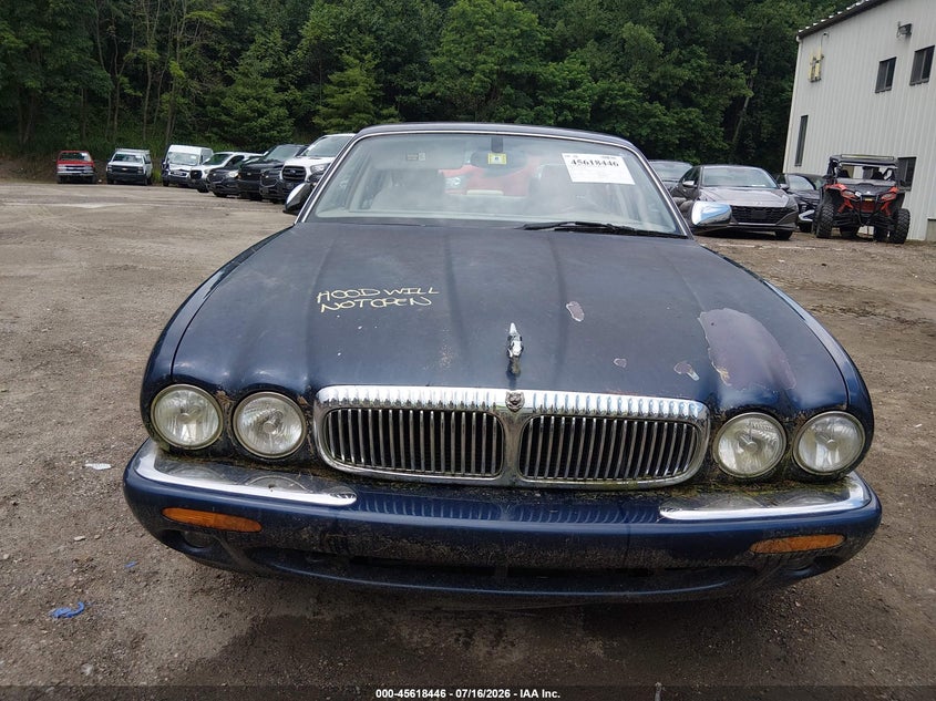 2000 Jaguar Xj series VIN SAJDA24C9YLF06939 IAAI salvage auction — NORMAL WEAR, Original (Vermont), sold $25 on 2026-07-23 (photo 6)