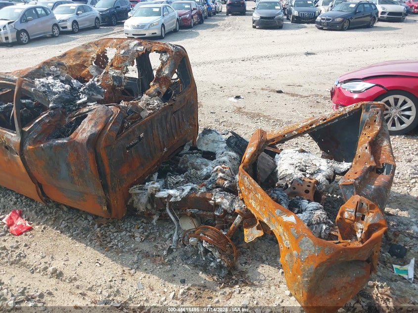 2018 Toyota Tacoma VIN 5TFSZ5AN0JX163634 IAAI salvage auction — BURN, Salvage (Massachusetts), sold $75 on 2026-07-31 (photo 3)