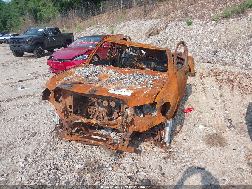 2018 Toyota Tacoma VIN 5TFSZ5AN0JX163634 IAAI salvage auction — BURN, Salvage (Massachusetts), sold $75 on 2026-07-31 (photo 6)