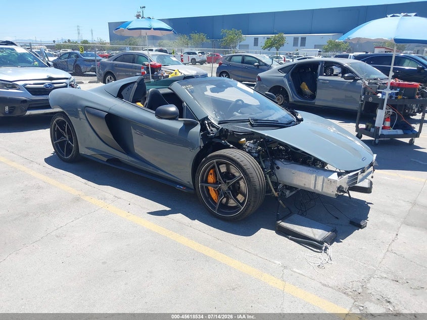 2016 Mclaren 675lt VIN SBM11SAA4GW675997 IAAI salvage auction — FRONT & REAR, Salvage (California), sold $121,000 on 2026-08-31 (photo 1)