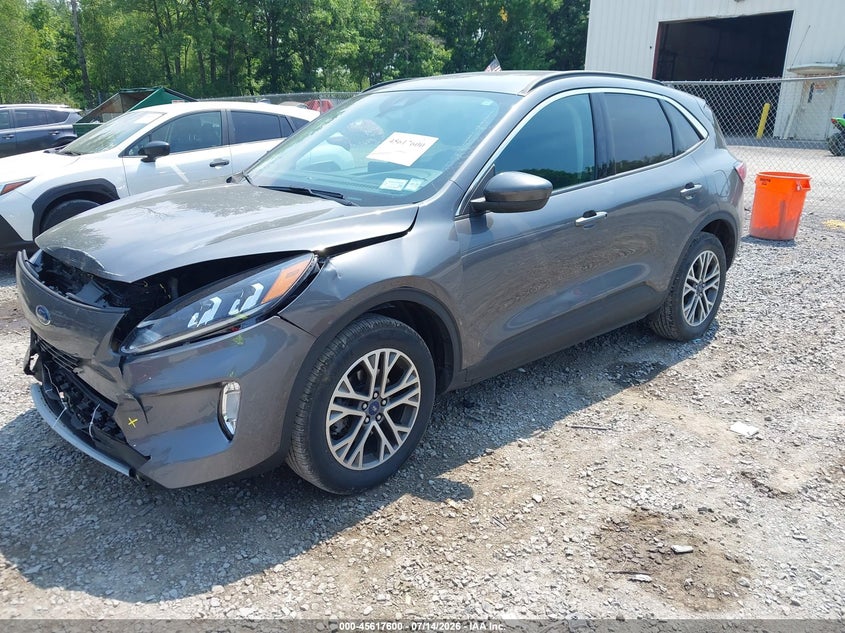 2021 Ford Escape VIN 1FMCU9H67MUA23963 IAAI salvage auction — FRONT END, Salvage Title, sold $3,050 on 2026-07-31 (photo 2)