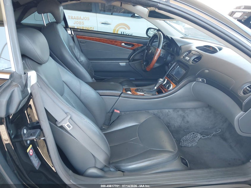 2006 Mercedes-benz Sl-class VIN WDBSK75F96F110834 IAAI salvage auction — LEFT SIDE, Salvage (California), sold $1,050 on 2026-07-31 (photo 5)