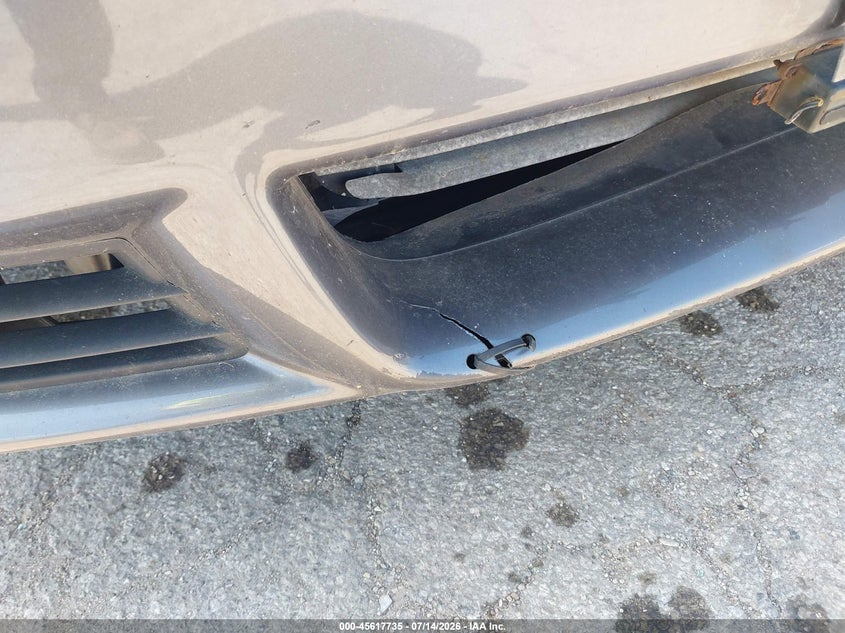 2006 Volvo V70 VIN YV1SJ527662578530 IAAI salvage auction — NORMAL WEAR, Clear (Illinois), sold $4,300 on 2026-07-29 (photo 6)
