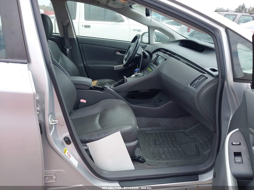 2011 Toyota Prius VIN JTDKN3DU3B1362300 IAAI salvage auction — NORMAL WEAR, Clear - Dealer Only (California), sold $1,300 on 2026-07-17 (photo 5)