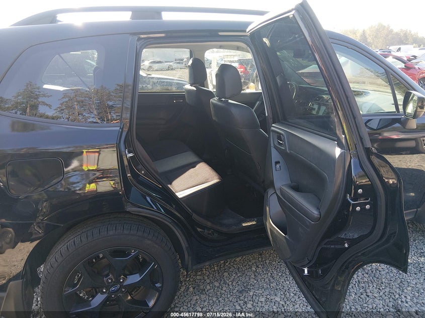 2018 Subaru Forester VIN JF2SJAEC0JH445910 IAAI salvage auction — SIDE, Salvage Title, sold $2,850 on 2026-08-03 (photo 8)