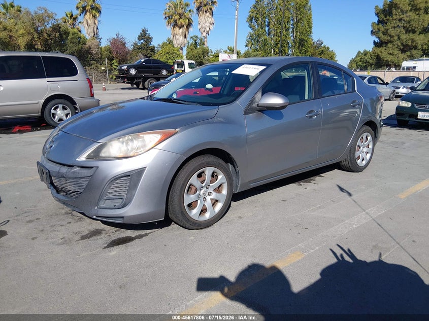 2011 Mazda 3 VIN JM1BL1UGXB1408502 IAAI salvage auction — NORMAL WEAR, Clear - Dealer Only (California), sold $375 on 2026-07-29 (photo 2)