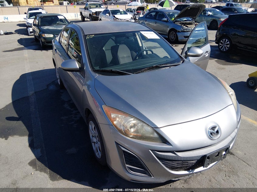 2011 Mazda 3 VIN JM1BL1UGXB1408502 IAAI salvage auction — NORMAL WEAR, Clear - Dealer Only (California), sold $375 on 2026-07-29 (photo 6)