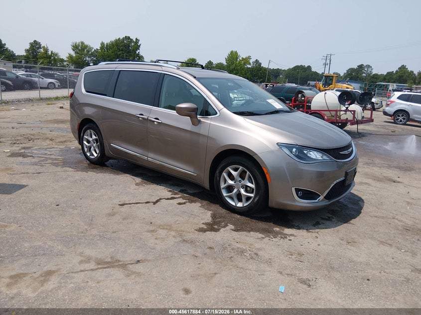 2018 Chrysler Pacifica VIN 2C4RC1EG9JR292541 IAAI salvage auction — ELECTRICAL, Salvage (Virginia), sold $2,750 on 2026-07-31 (photo 1)