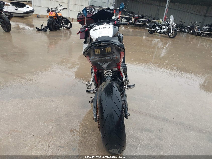 2016 Honda Cbr VIN MLHRC740XG5200881 IAAI salvage auction — SIDE, Original (Texas), sold $975 on 2026-07-20 (photo 6)