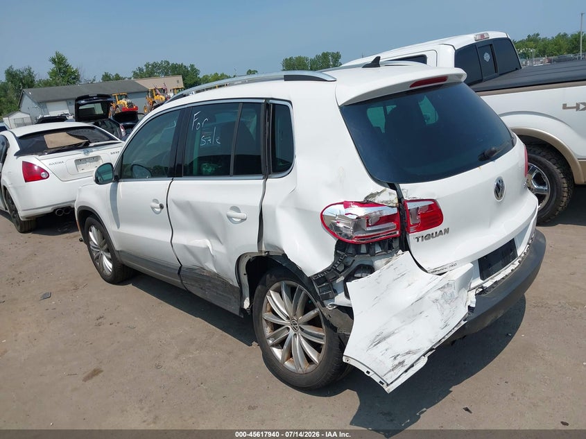 2012 Volkswagen Tiguan VIN WVGBV7AX7CW509580 IAAI salvage auction — LEFT SIDE, Salvage (Ohio), sold $775 on 2026-08-04 (photo 3)