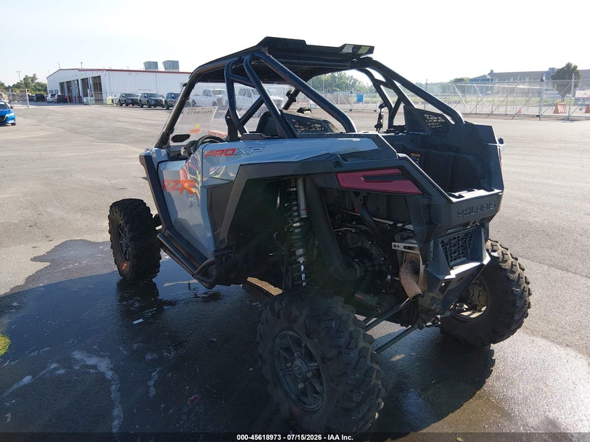 2025 Polaris Rzr VIN 3NSXPE929SG070038 IAAI salvage auction — SIDE, Wait Title, sold $7,650 on 2026-08-25 (photo 3)