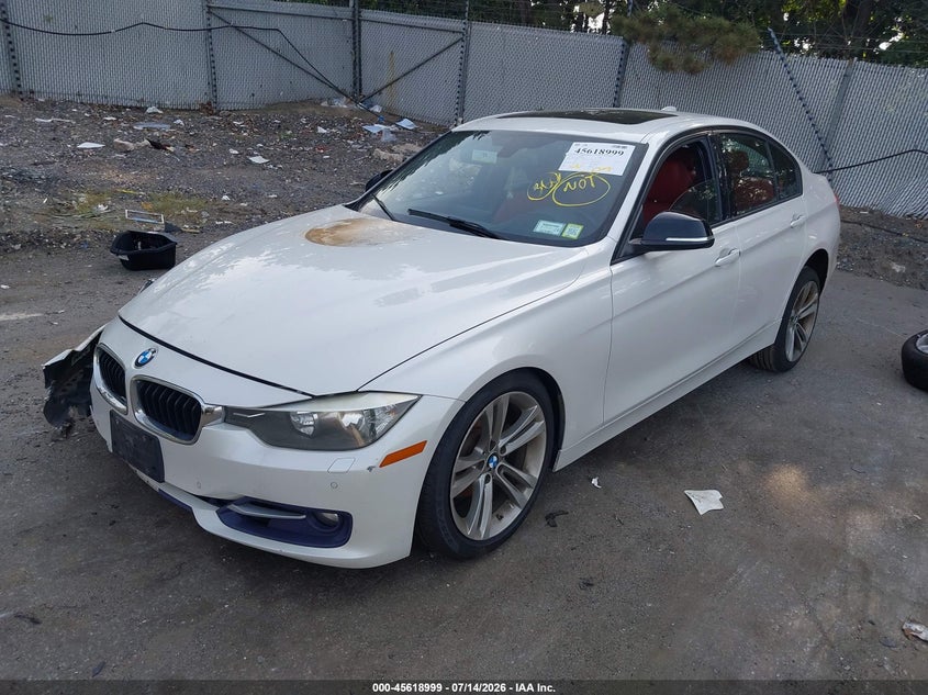 2015 BMW 3er VIN WBA3B5C57FP654079 IAAI salvage auction — RIGHT FRONT, Mv-907A (New York), sold $425 on 2026-08-11 (photo 2)