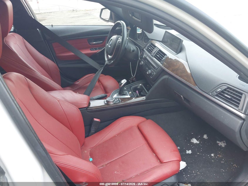 2015 BMW 3er VIN WBA3B5C57FP654079 IAAI salvage auction — RIGHT FRONT, Mv-907A (New York), sold $425 on 2026-08-11 (photo 5)