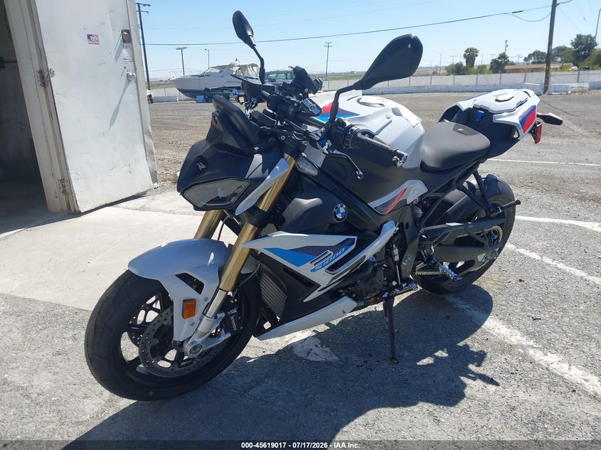 2026 BMW S 1000 VIN WB10P3304T6M58485 IAAI salvage auction — LEFT SIDE, Salvage (California), sold $12,400 on 2026-07-30 (photo 2)