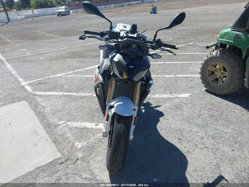 2026 BMW S 1000 VIN WB10P3304T6M58485 IAAI salvage auction — LEFT SIDE, Salvage (California), sold $12,400 on 2026-07-30 (photo 5)