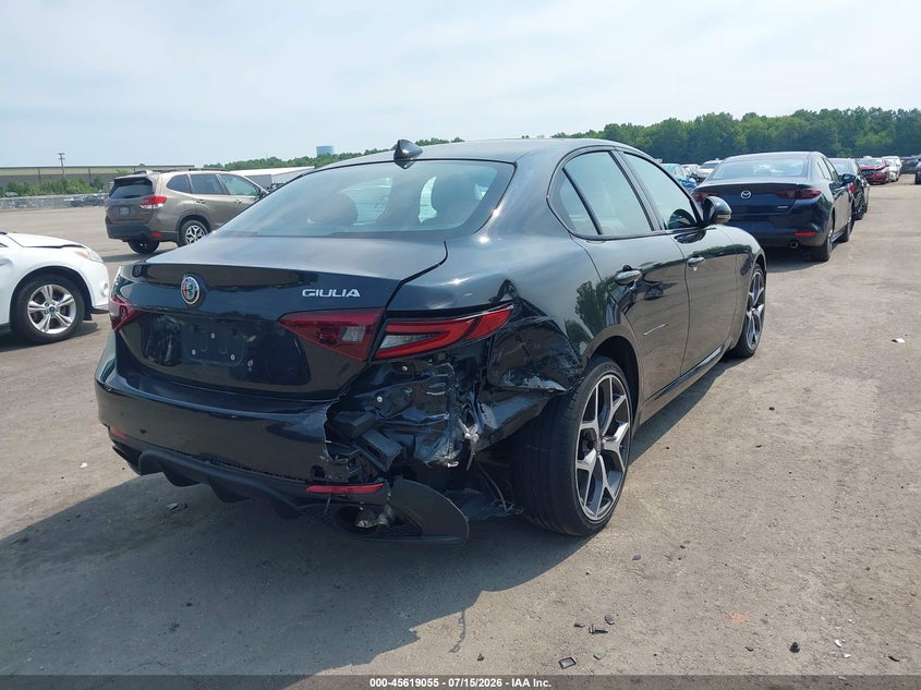 2019 Alfa romeo Giulia VIN ZARFANAN4K7606769 IAAI salvage auction — RIGHT REAR, Salvage (Ohio), sold $7,875 on 2026-08-11 (photo 4)