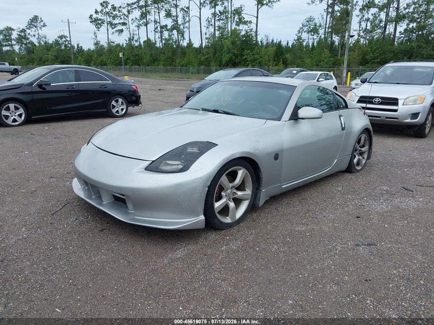 2005 Nissan 350z VIN JN1AZ34D85M609901 IAAI salvage auction — NORMAL WEAR, Clear (Florida), sold $475 on 2026-07-28 (photo 2)