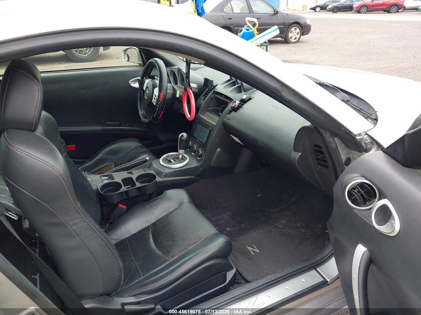 2005 Nissan 350z VIN JN1AZ34D85M609901 IAAI salvage auction — NORMAL WEAR, Clear (Florida), sold $475 on 2026-07-28 (photo 5)