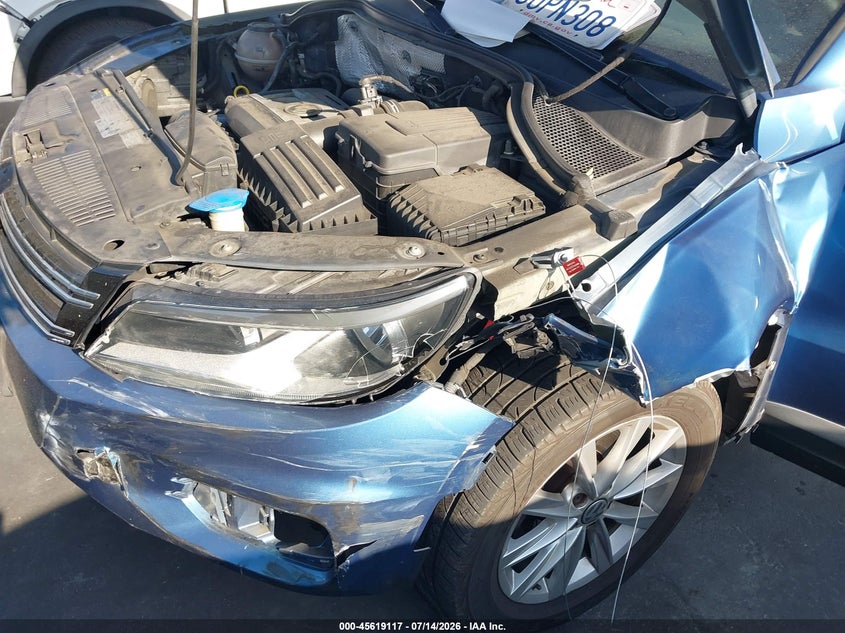 2017 Volkswagen Tiguan VIN WVGAV7AX9HK042723 IAAI salvage auction — LEFT FRONT, Salvage Title, sold $2,150 on 2026-07-29 (photo 6)