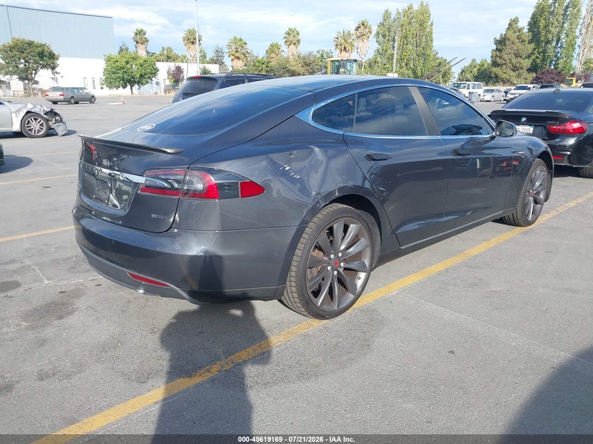 2015 Tesla Model s VIN 5YJSA1H22FF087296 IAAI salvage auction — REAR END, Salvage (California), sold $8,350 on 2026-08-31 (photo 4)