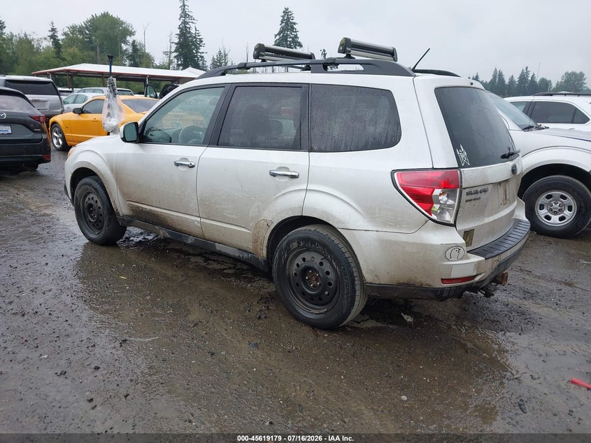 2011 Subaru Forester VIN JF2SHBCC4BH742748 IAAI salvage auction — NORMAL WEAR, Clear (Washington), sold $525 on 2026-07-29 (photo 3)