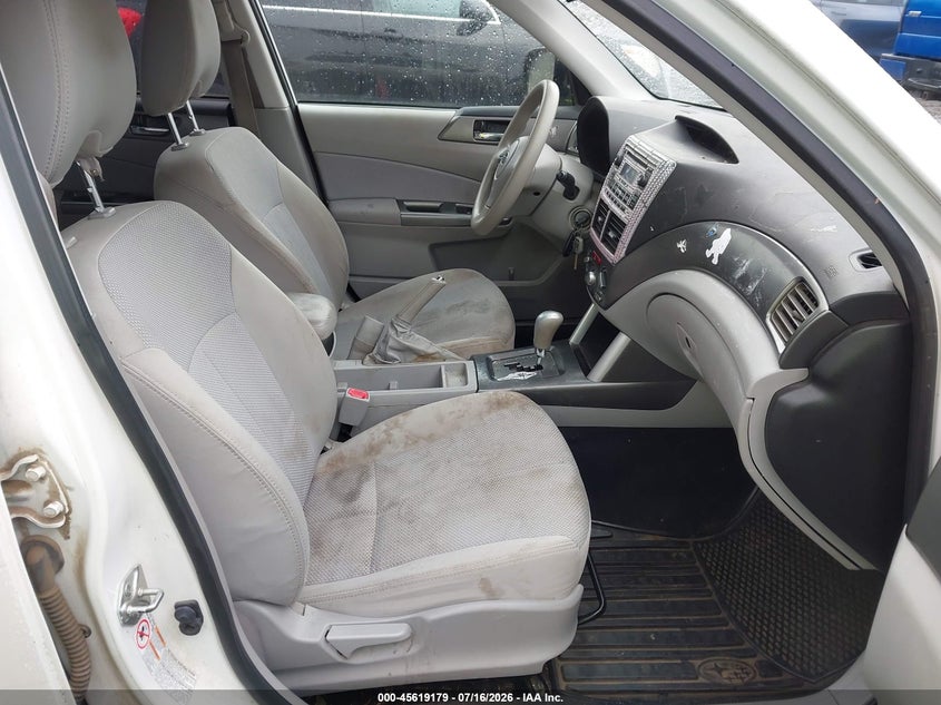 2011 Subaru Forester VIN JF2SHBCC4BH742748 IAAI salvage auction — NORMAL WEAR, Clear (Washington), sold $525 on 2026-07-29 (photo 5)