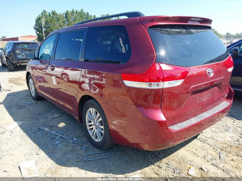 2012 Toyota Sienna VIN 5TDYK3DC7CS268855 IAAI salvage auction — SIDE, Clear (Virginia), sold $1,150 on 2026-07-27 (photo 3)