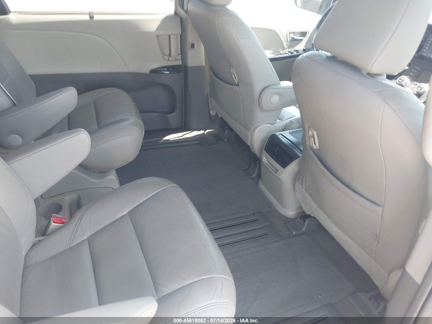 2016 Toyota Sienna VIN 5TDYK3DC6GS721000 IAAI salvage auction — REAR END, Salvage (California), sold $4,650 on 2026-07-29 (photo 8)