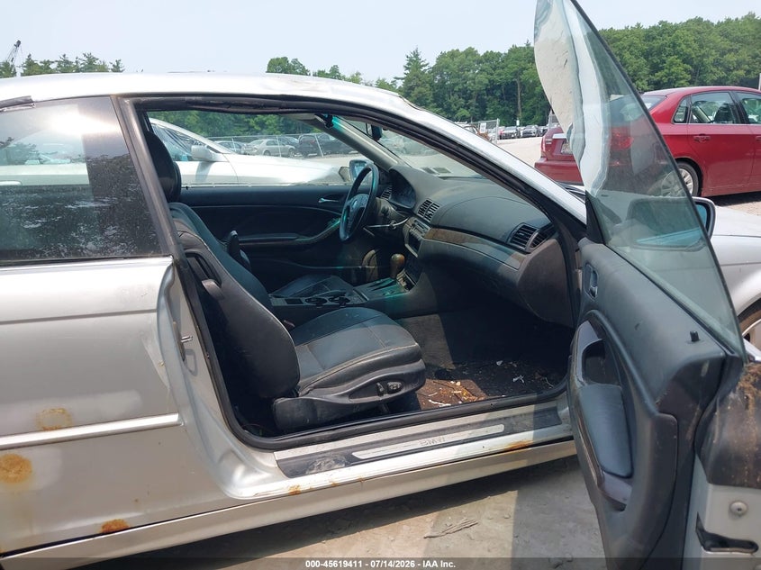 2000 BMW 3 series VIN WBABM3343YJN82580 IAAI salvage auction — NORMAL WEAR, Clear (New York), sold $25 on 2026-07-28 (photo 5)