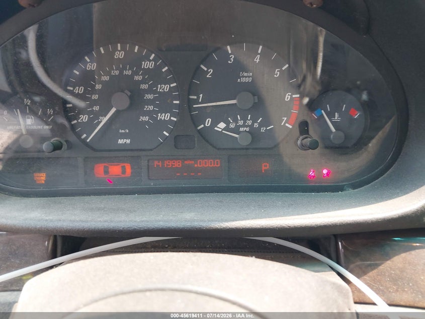 2000 BMW 3 series VIN WBABM3343YJN82580 IAAI salvage auction — NORMAL WEAR, Clear (New York), sold $25 on 2026-07-28 (photo 7)